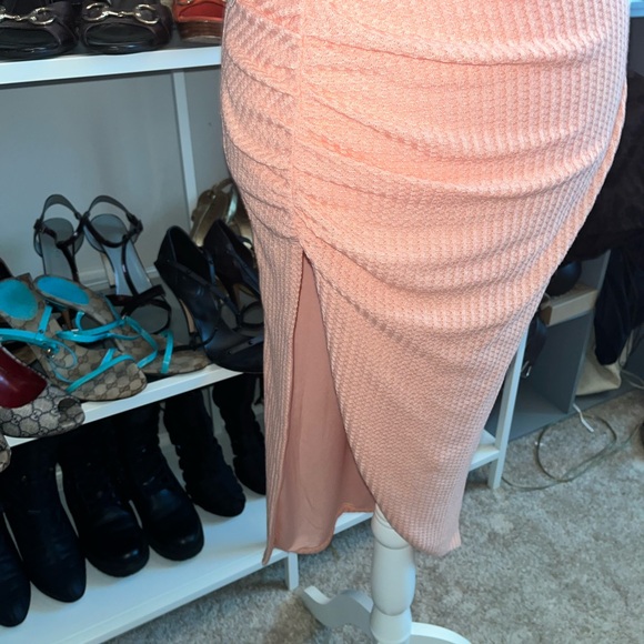 Miss Circle Dress - Picture 6 of 11